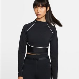 NWOT Nike Training Top